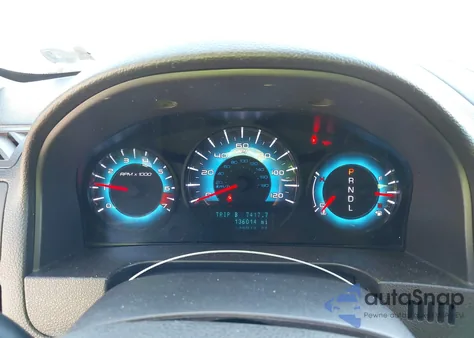 2010 Ford Fusion Se z USA, uszkodzony, nr VIN 3FAHP0HA0AR377981